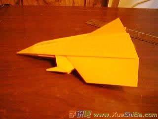 关于纸飞机的折法图解