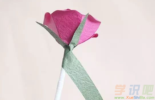 简单易懂的纸折玫瑰花图解
